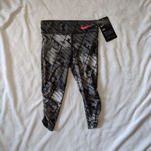 Girls' Nike leggings